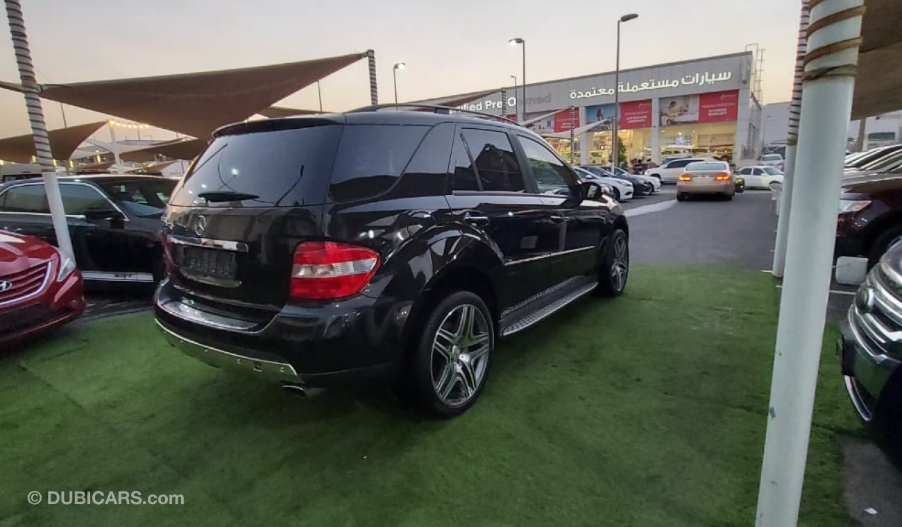 Mercedes-Benz ML 500 Imported number one hatch, leather wheels, sensors, screen, electric chair, cruise control, rear win