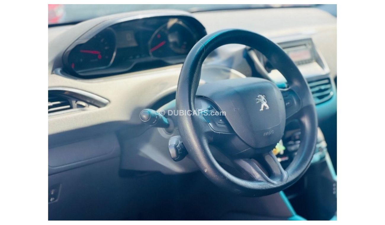 Peugeot 208 Std 208 1600cc