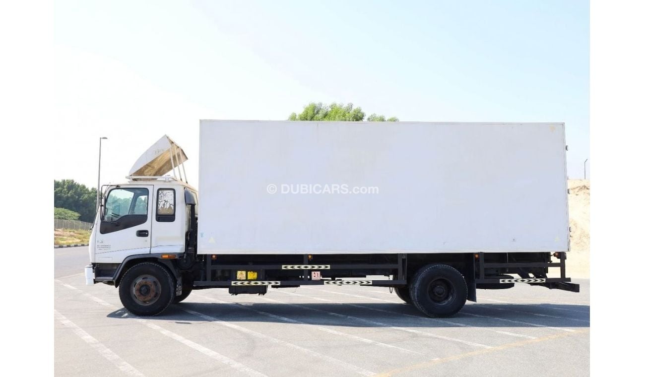 Isuzu NPR /// ISUZU FTR | 10 TON | V6 - 5.2L | INSULATED BOX | EXCELLENT CONDITION | GCC