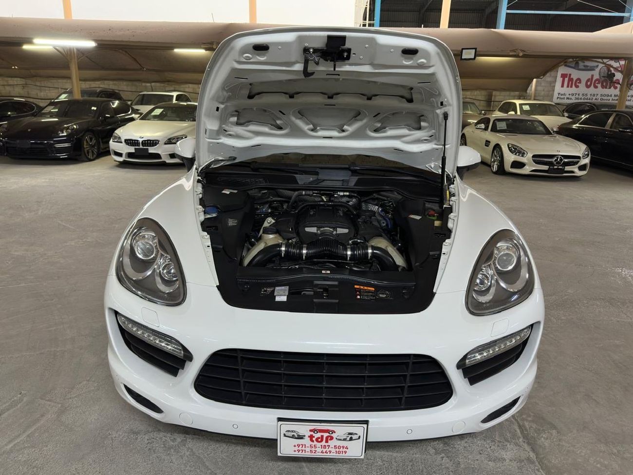 Porsche Cayenne Turbo 4.8L (500 HP) PORSCHE CAYENNE TURBO 2012 4.8L | PANORAMIC ROOF | BOSE SOUND SYSTEM | SPECIAL B