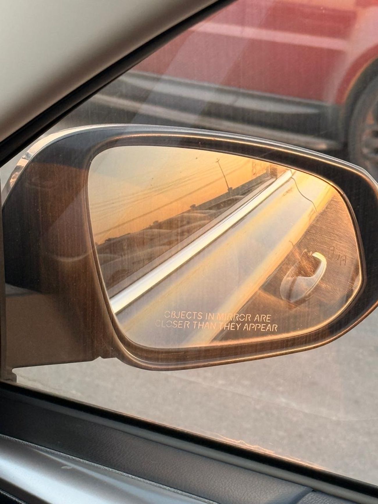 تويوتا راف ٤ XLE 2.5L Full option Sunroof 2018