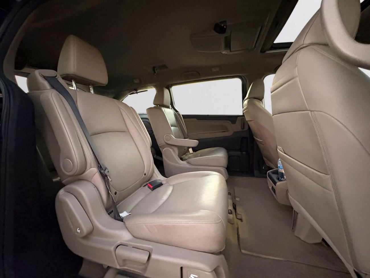 Honda Odyssey AED 698 P.M | 0% DOWN PAYMENT | HONDA ODYSSEY TOURING | 3.5L V6 | 2019 | GCC SPECS