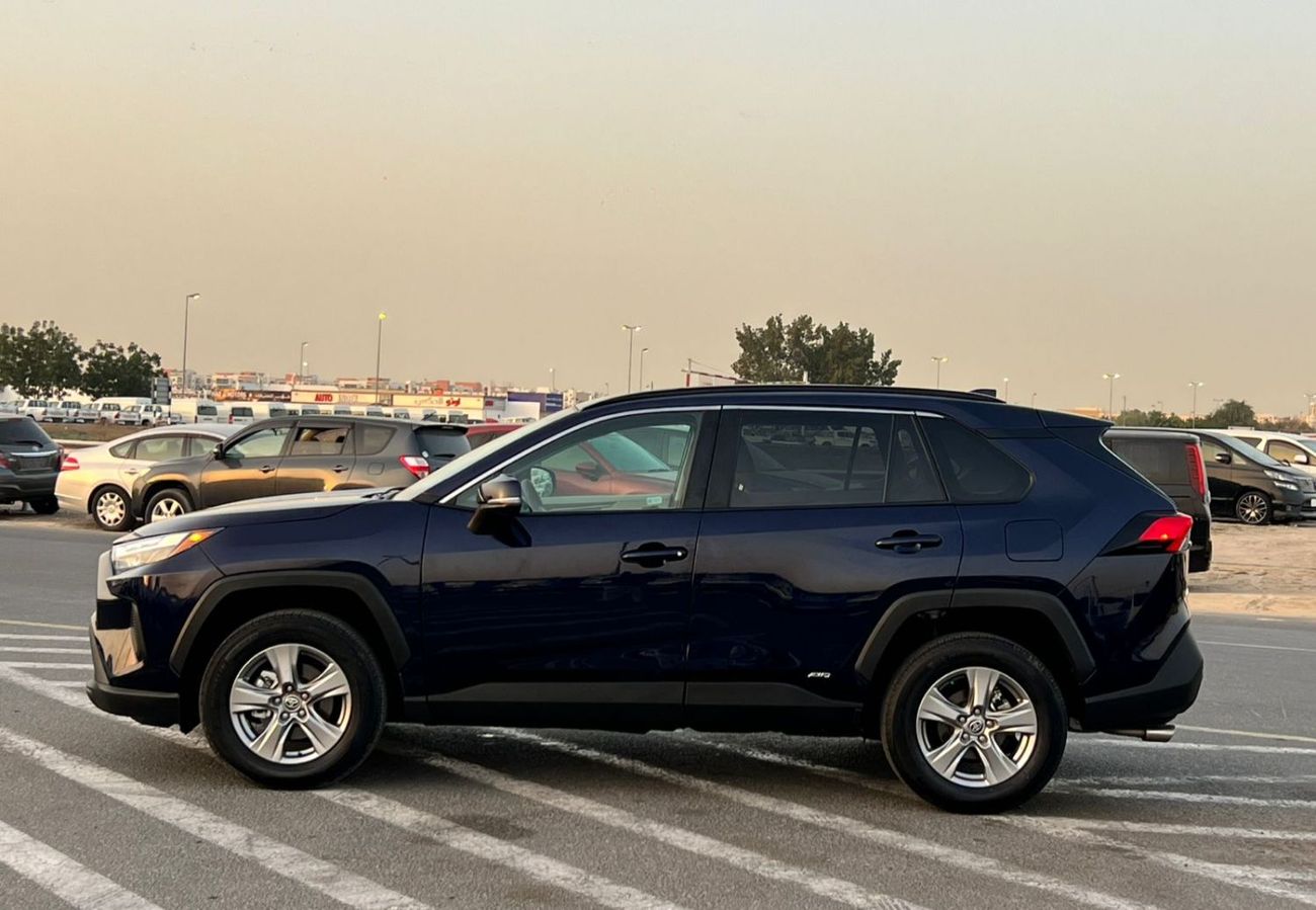 Toyota RAV4 2025 Toyota Rav4 Hybrid HEV XLE Premium Full Option 2.5L V4 - Push Start With Radar - AWD 4x4 - Trun