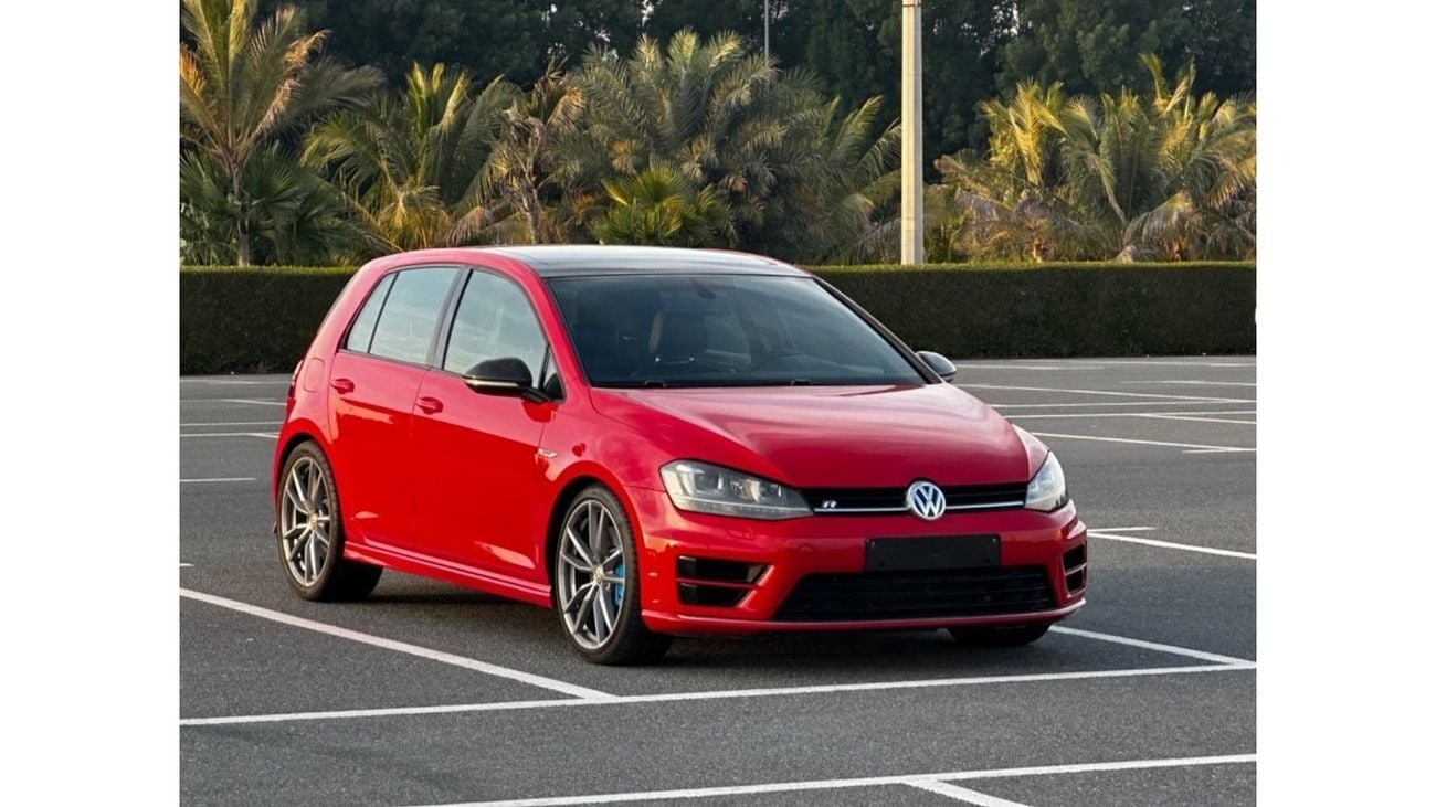 فولكس واجن جولف موديل 2015 خليجي فل مواصفات بانوراما وجلد ومثبت سرعه وتحكم كهربي كأمل ونظام صوت ممتاز وكاميرا خلفيه