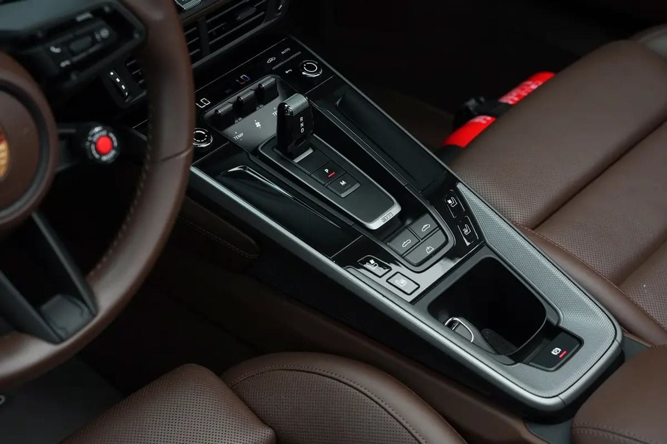 بورش 911 كاريرا GCC AL NABOODAH WARRANTY FSH
