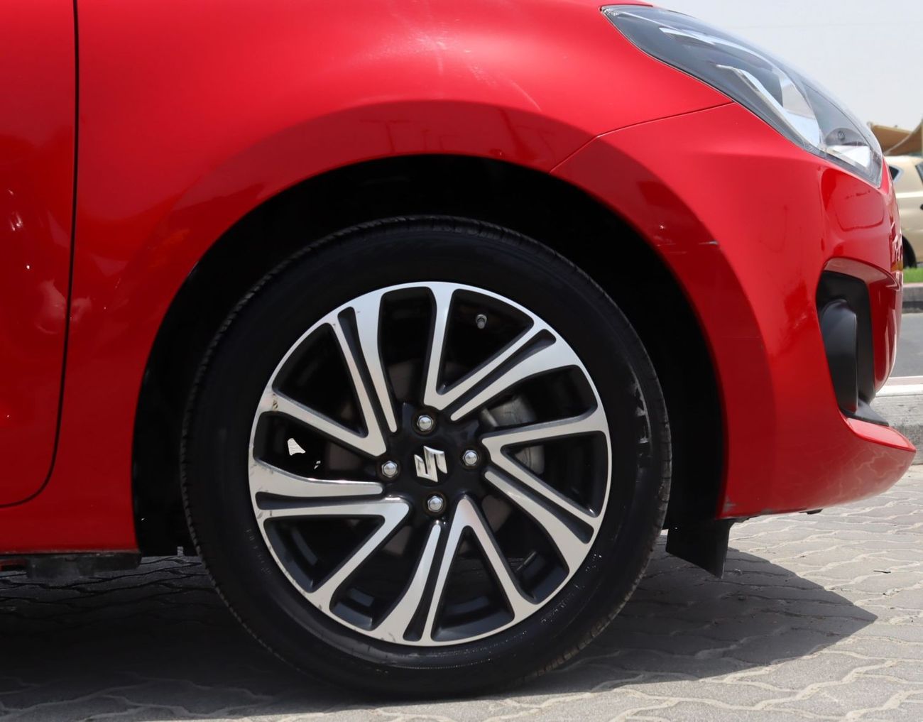 سوزوكي سويفت GLX خالية من الحوادث - خليجي - رقم 1 الفل - - مصنع اليابان