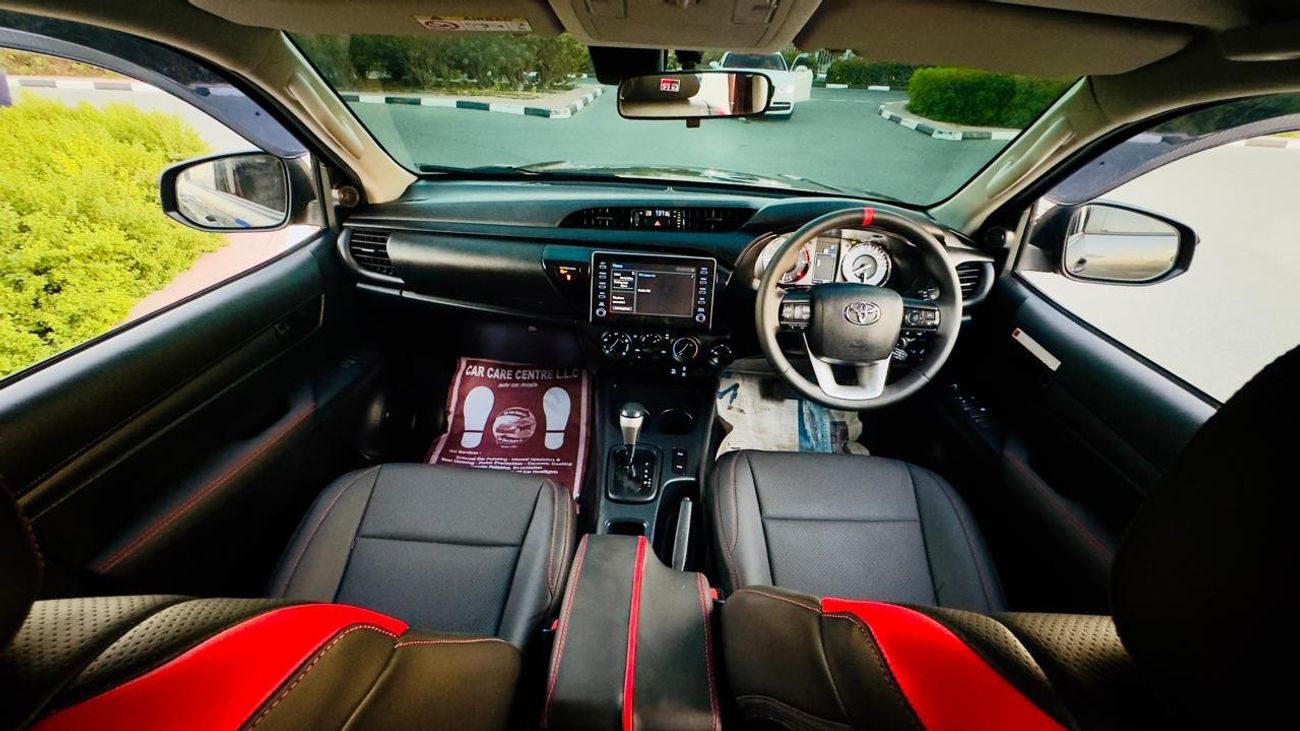 تويوتا هيلوكس -