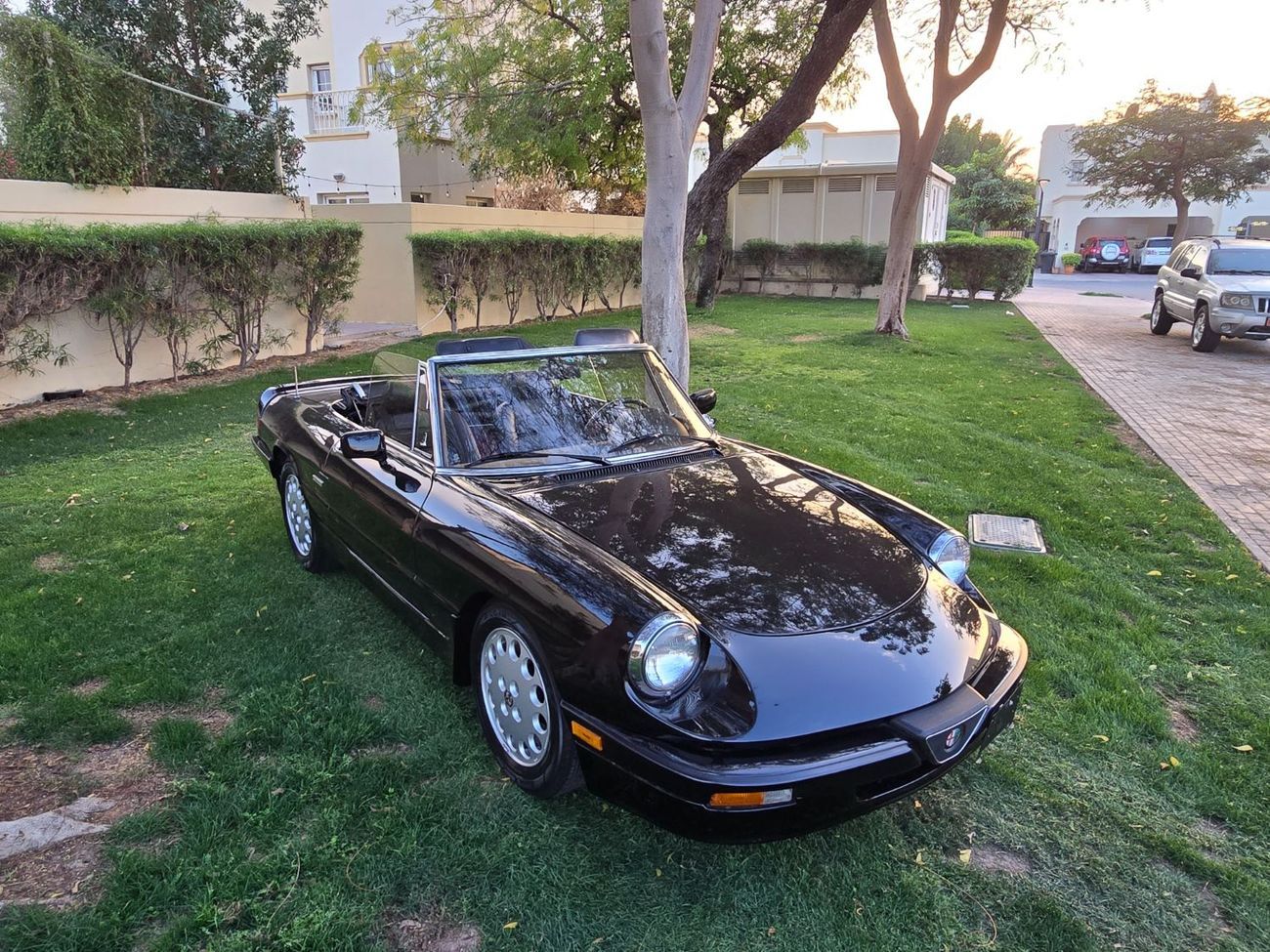 ألفا روميو سبايدر ALFA ROMEO SPIDER VELOCE INJECTION CONVORTEBLE