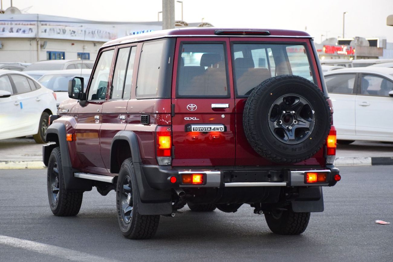 Toyota Land Cruiser GXL2.8L