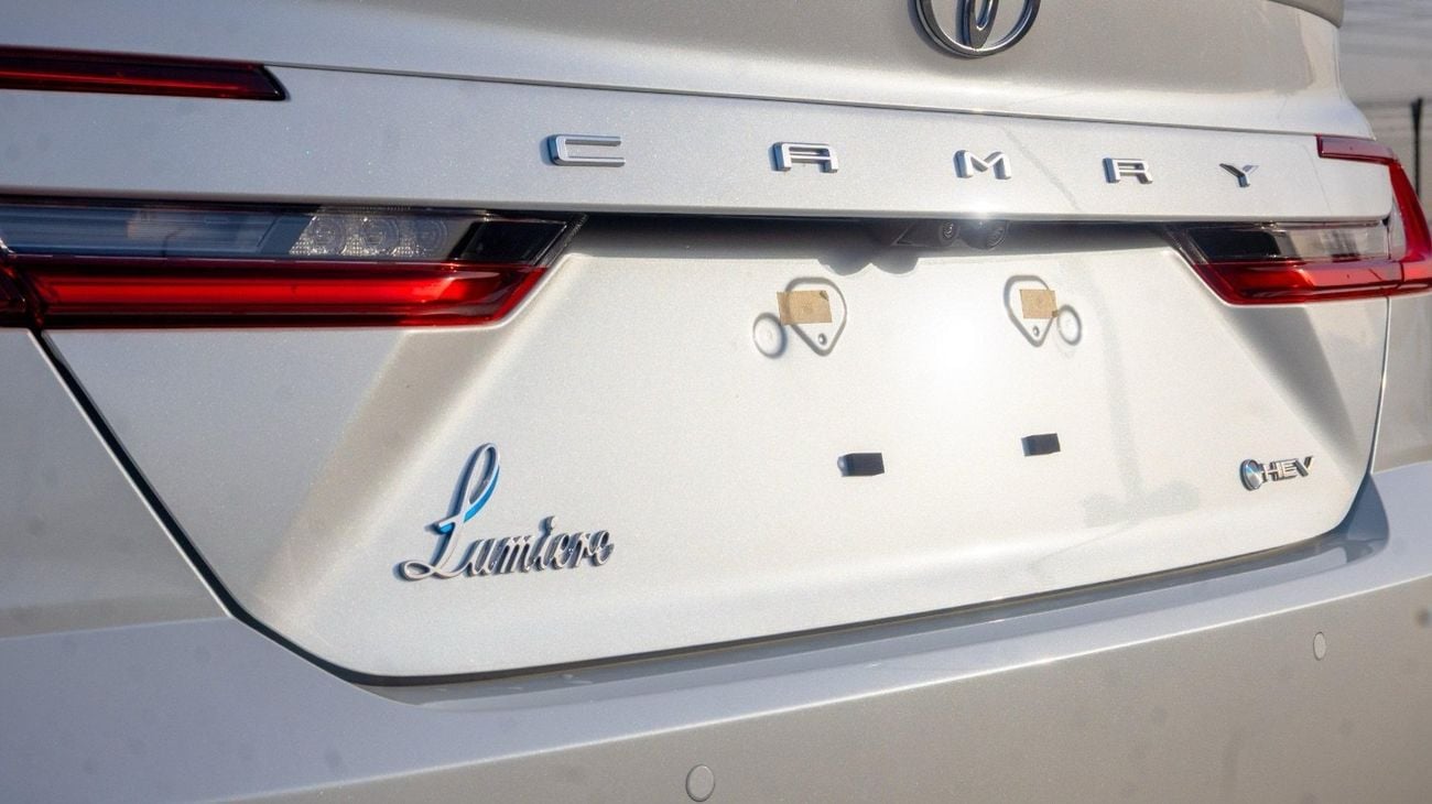 تويوتا كامري كامري لوميرا هايبرد صنع ياباني مواصفات خليجي