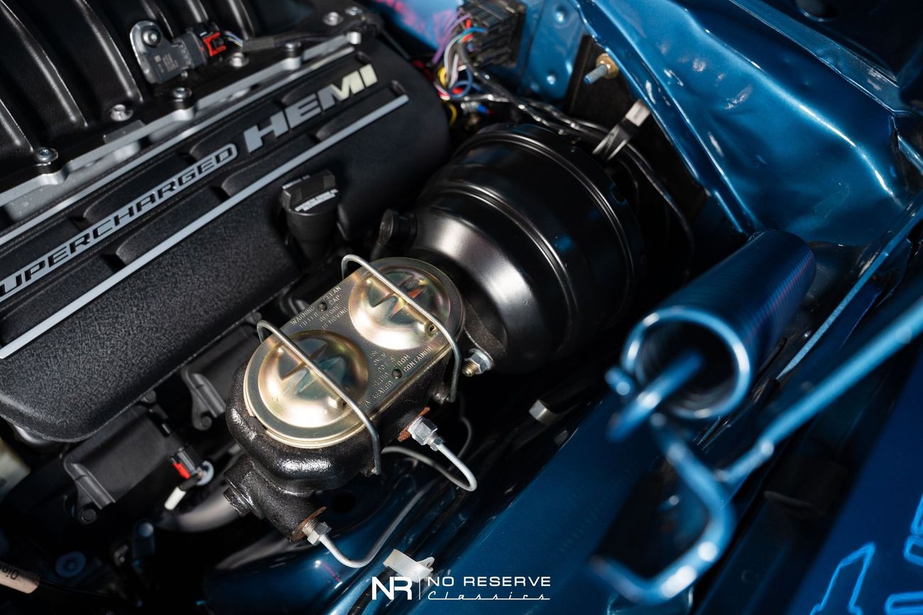 Plymouth Road Runner 426 Hemi Hellephant powered 1 of 1 Pro Touring Restomod