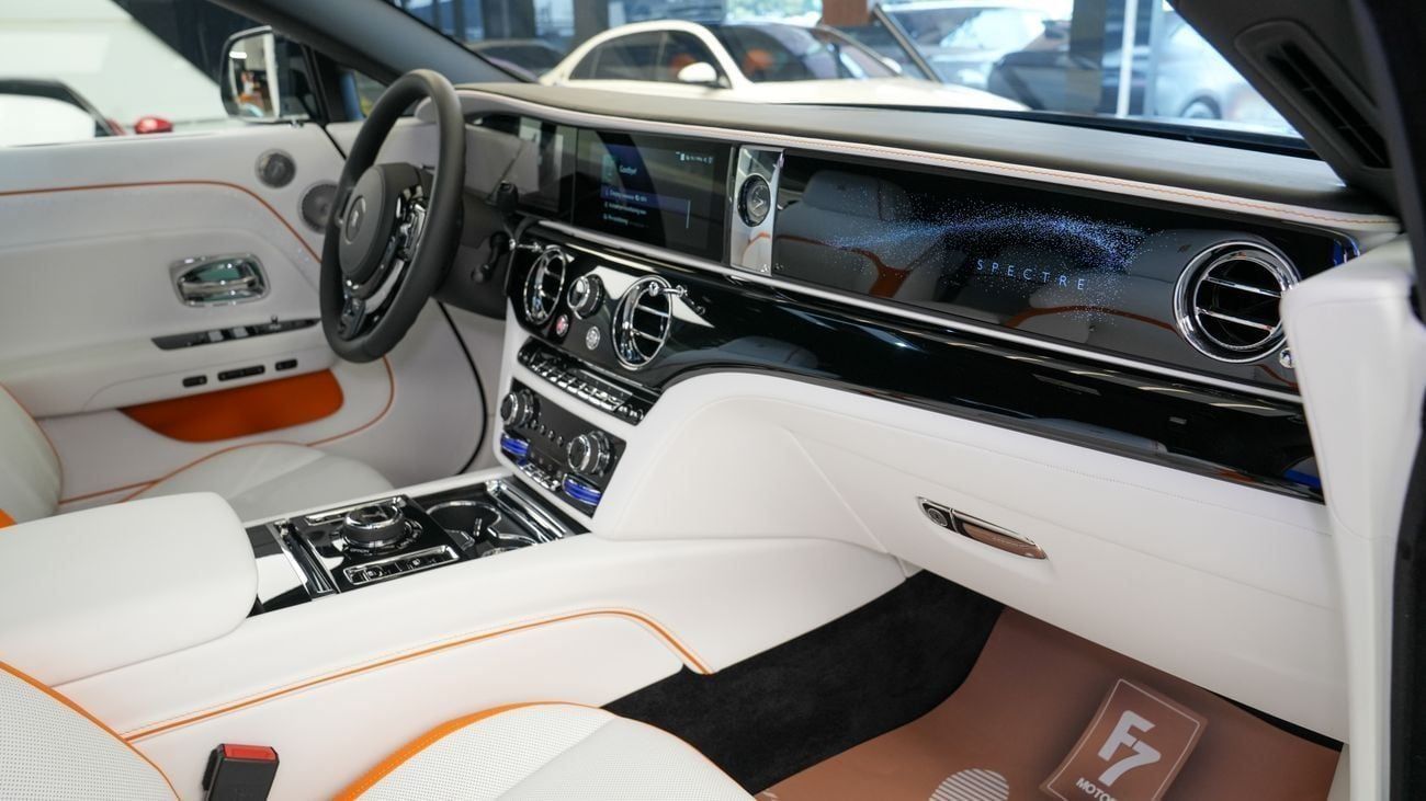 رولز رويس سبيكتر Rolls-Royce Spectre – 2024 (Standard Electric)