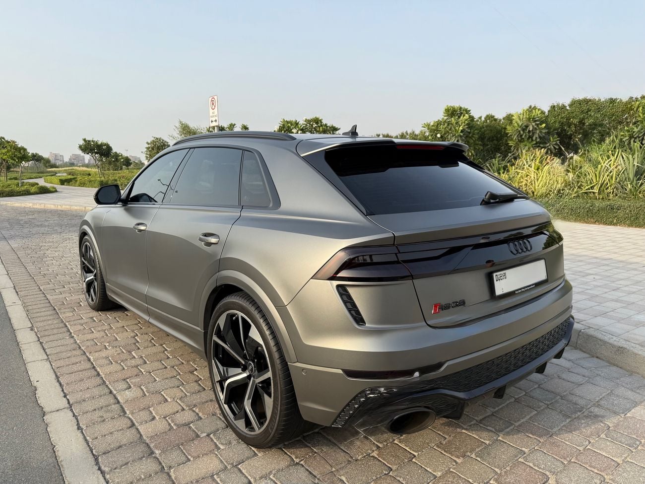 أودي RSQ8 quattro 4.0L