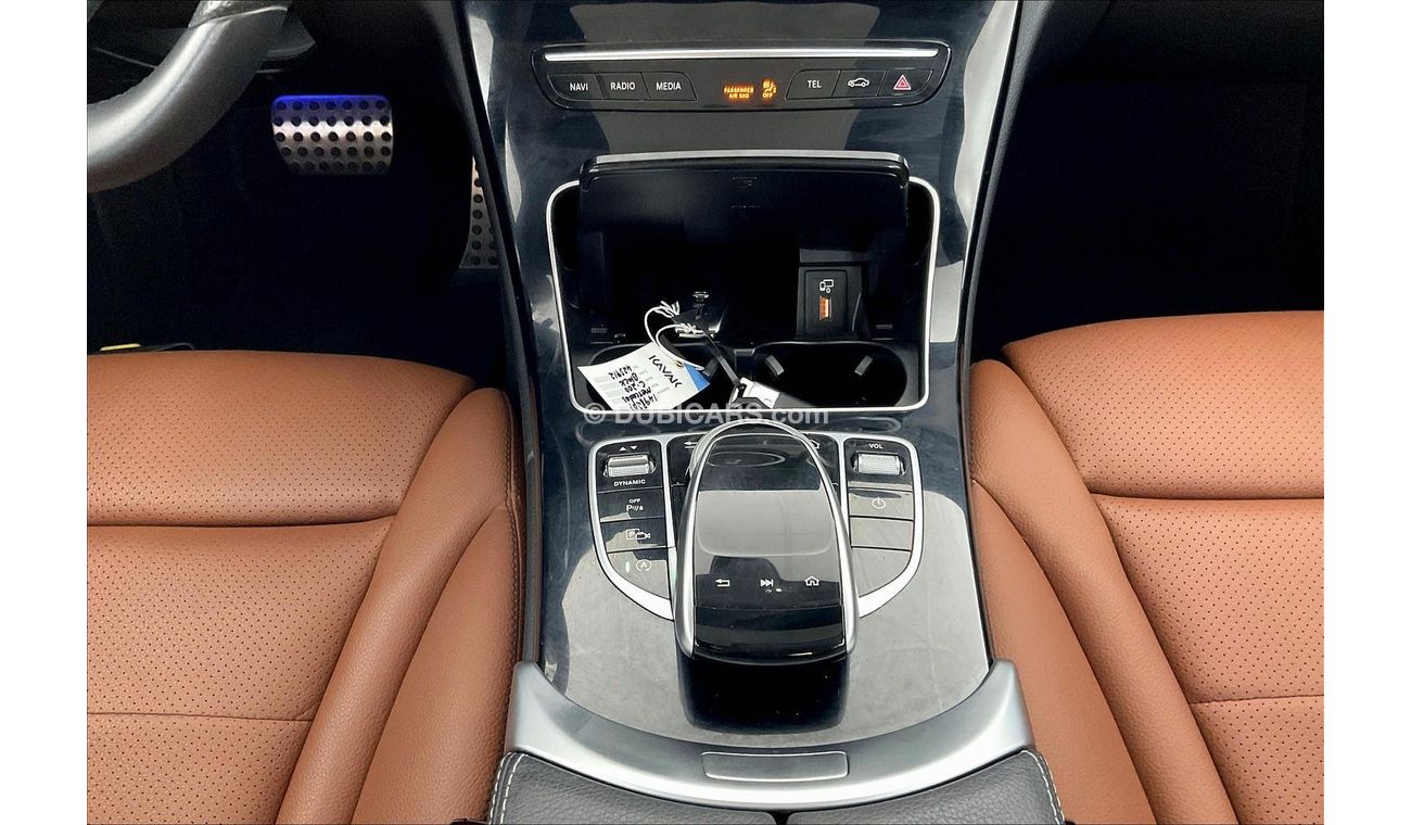 Mercedes-Benz C 200 Standard (AMG Line)