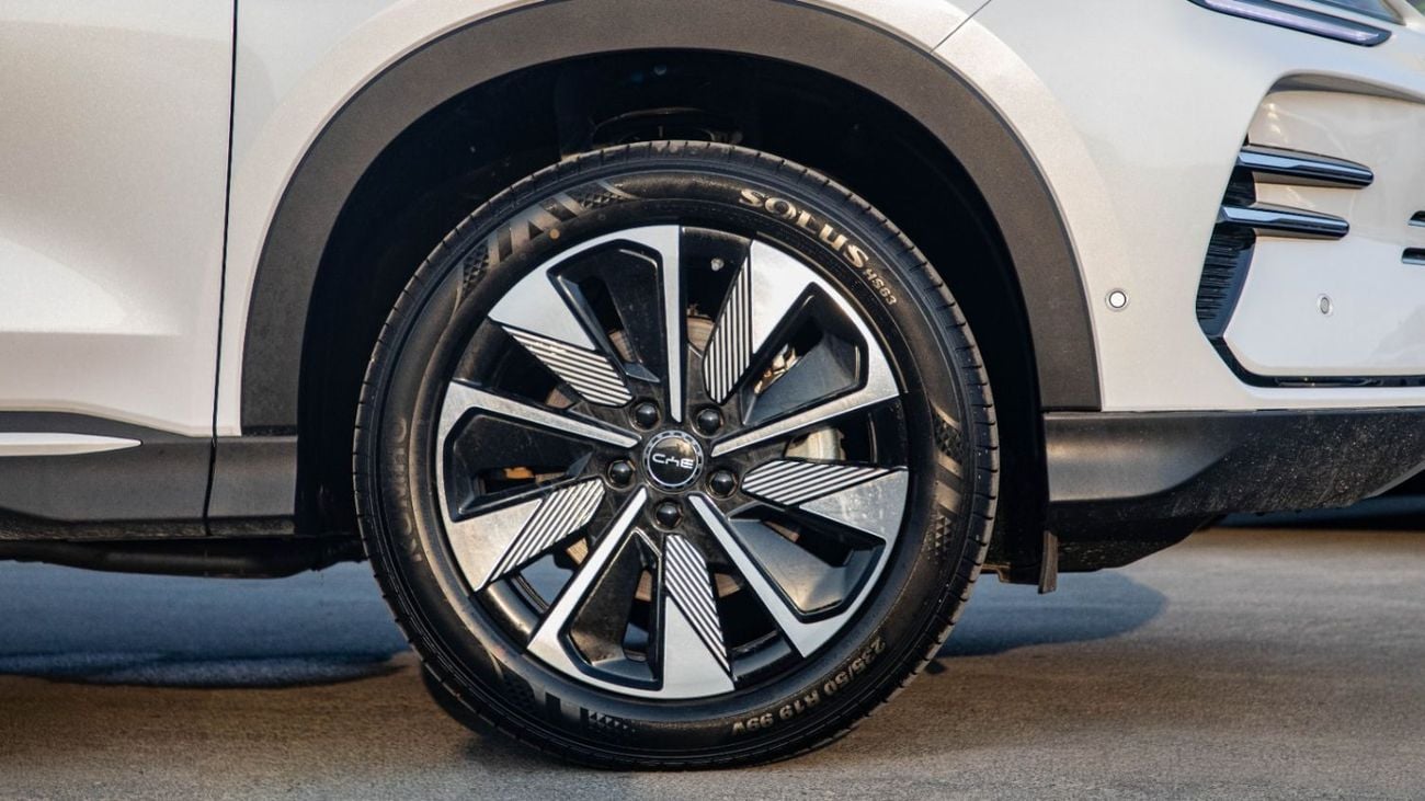 بي واي دي سونغ بلس FWD DM-i 112KM Premium Edition | For Local Registration +10%