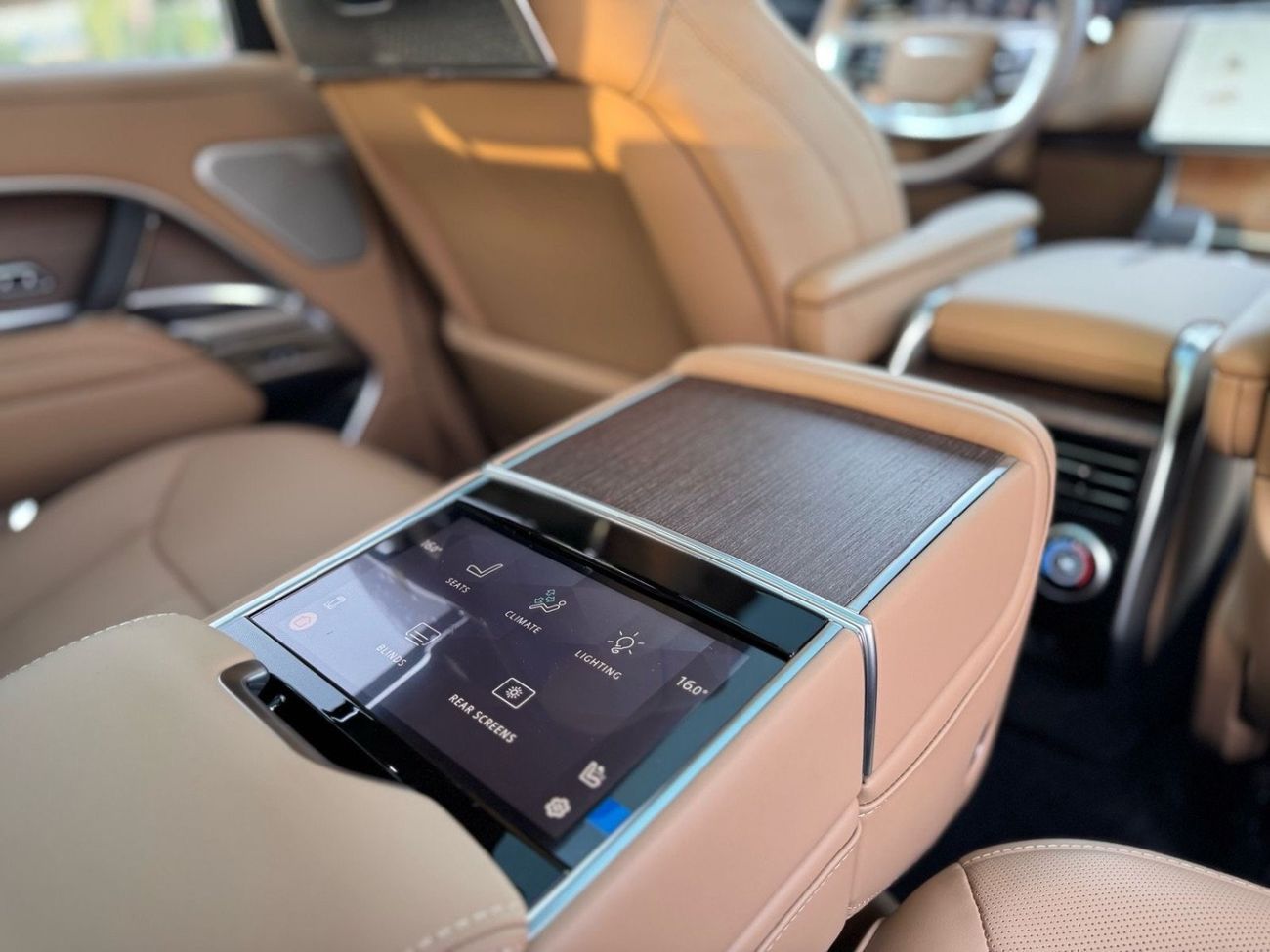 لاند روفر رينج روفر Autobiography P530 4.4L