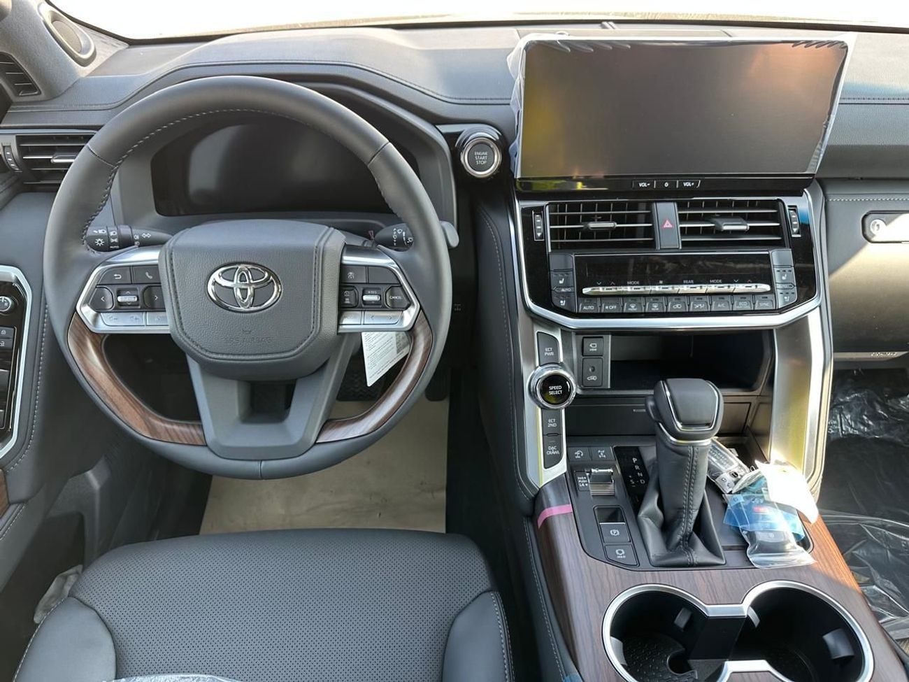 Toyota Land Cruiser Land Cruiser VX / 2026 / GCC / 0km