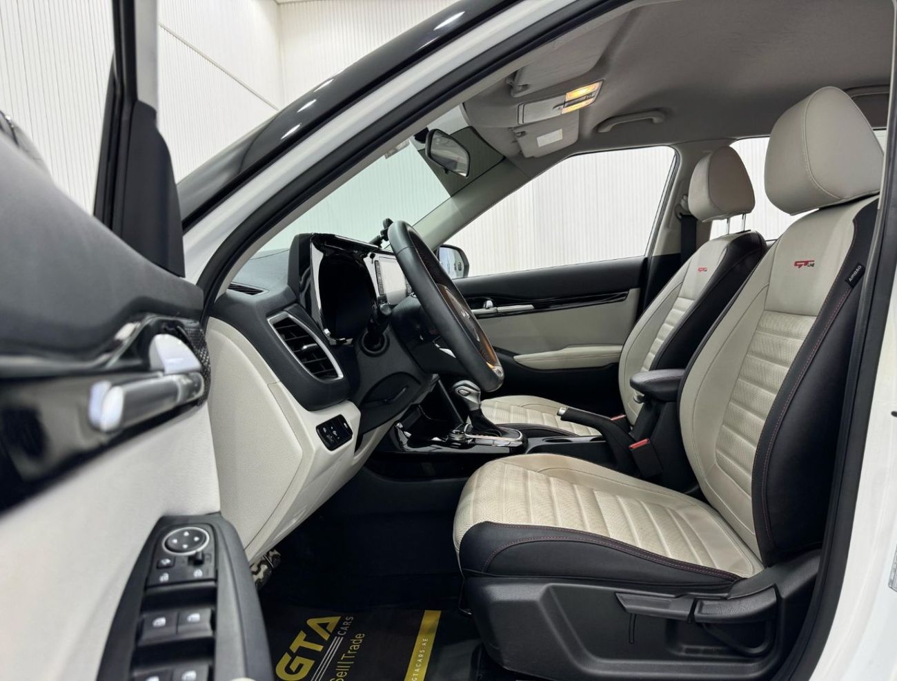 Kia Seltos GT Line 1.6L 2023 KIA Seltos GT Line, 2028 KIA Warranty, 2027 KIA Service Pack, Low Kms, GCC