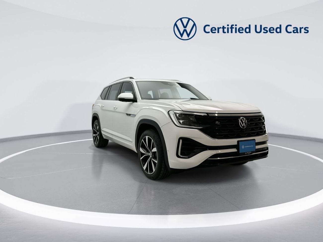 Volkswagen Teramont R-Line 3.6L (Ref#38546) - 33,100 AED SAVINGS from New Car