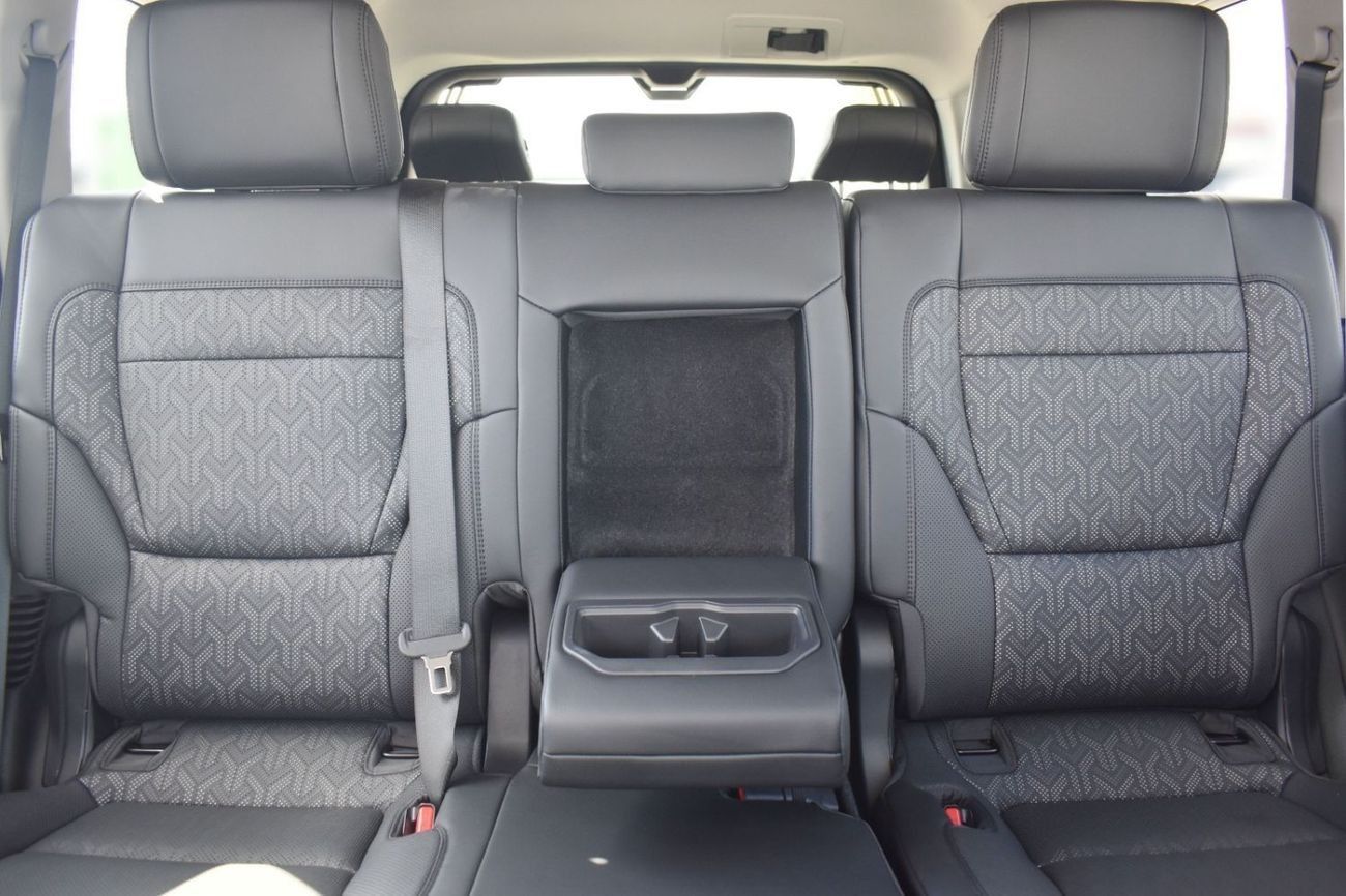 تويوتا سيكويا SEQUOIA 3.5L  SR5 TRD OFF ROAD