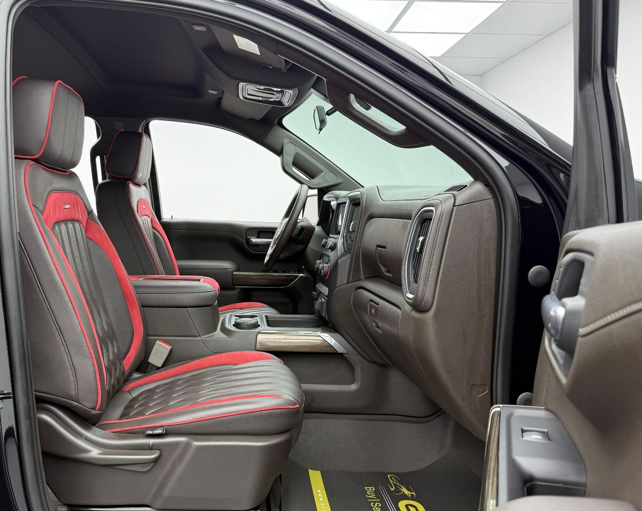 Chevrolet Silverado 2021 Chevrolet Silverado Z71 Trail Boss Shaheen Edition, Full Chevrolet Service History, Low Km, GCC