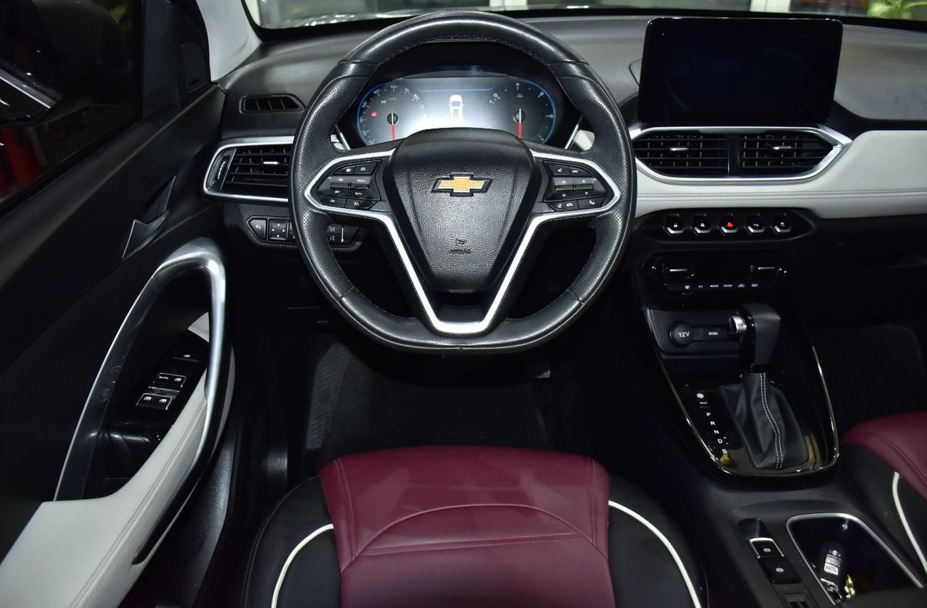 Chevrolet Captiva EXCELLENT DEAL for our Chevrolet Captiva Premier ( 2023 Model ) in Grey Color GCC Specs