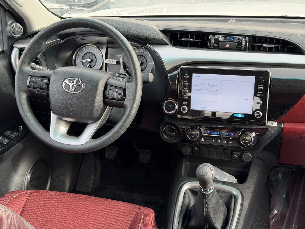 Toyota Hilux SR5 2.7L Petrol Manual Push Start 4WD 2025 Export @ 118,000 AED