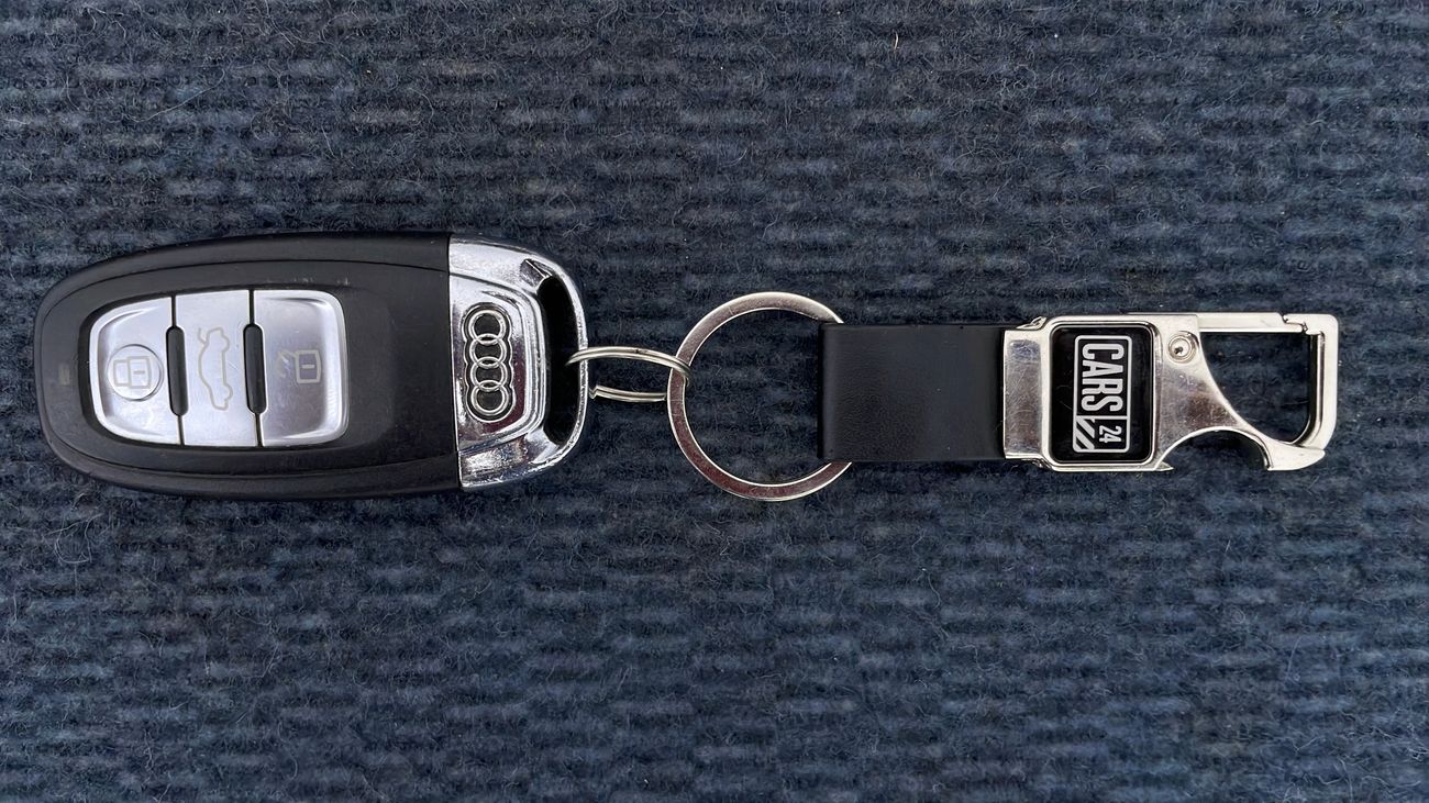 Audi Q5 40 TFSI S LINE 2 | Under Warranty | Inspected on 150+ parameters