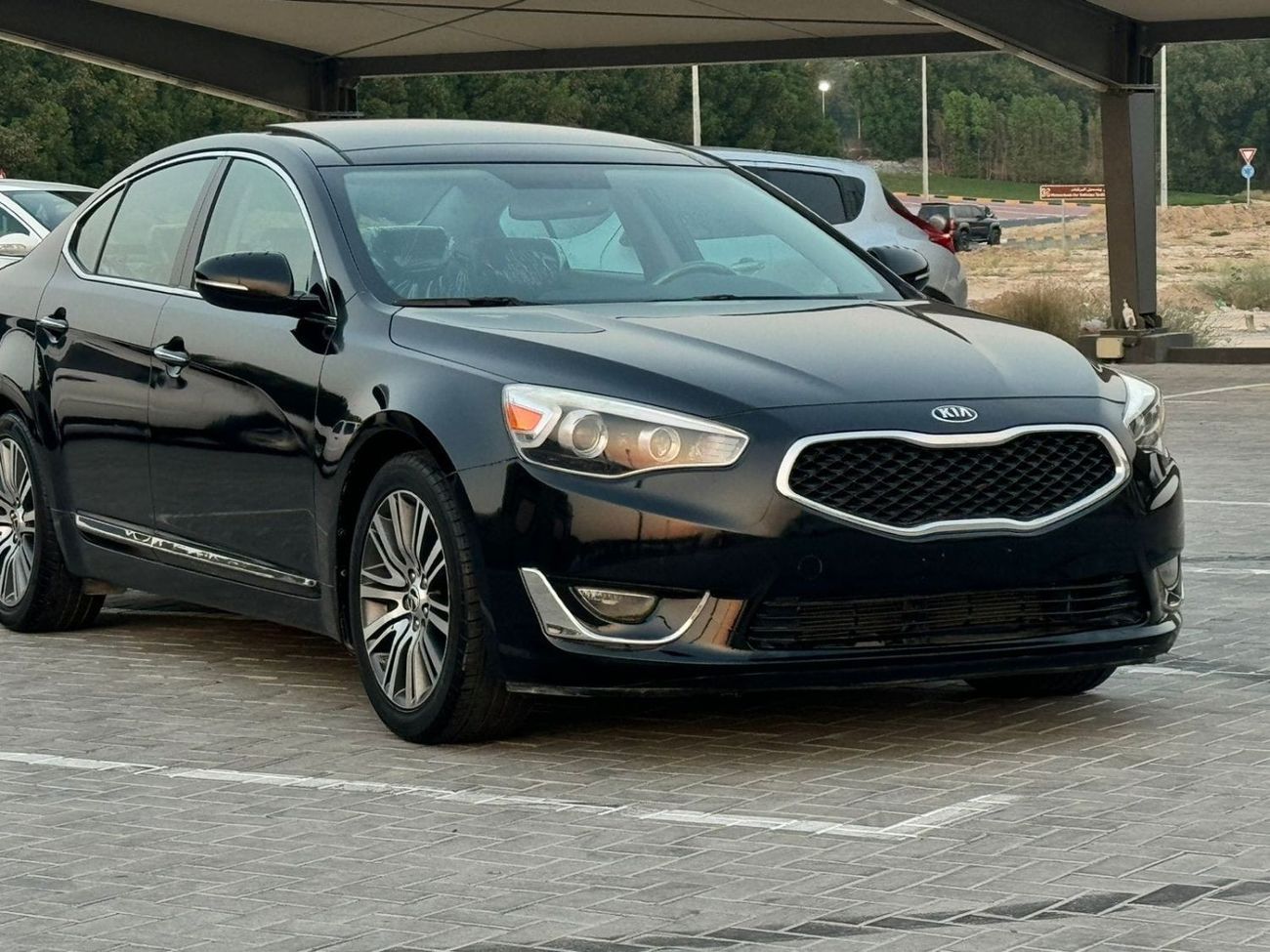 كيا كادنزا حالة ممتازة ولا تحتاج لأي مصاريف