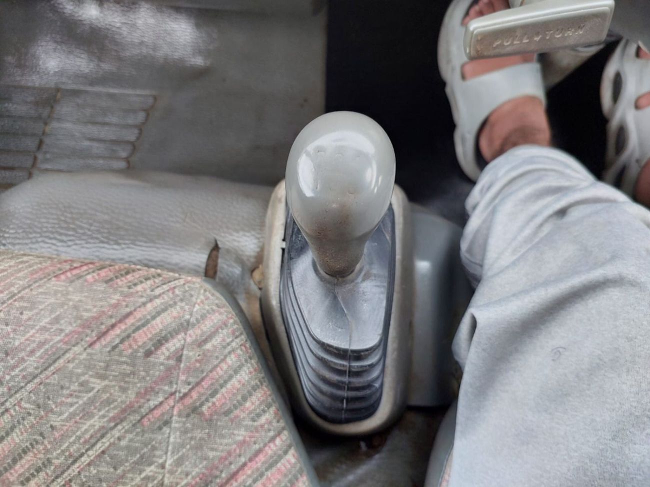 Mitsubishi Fuso Canter (RAMADAN OFFER) MITSUBISHI CANTER TRUCK RHD 1994 MODEL 4.6 L DIESEL MANUAL(PM00885)