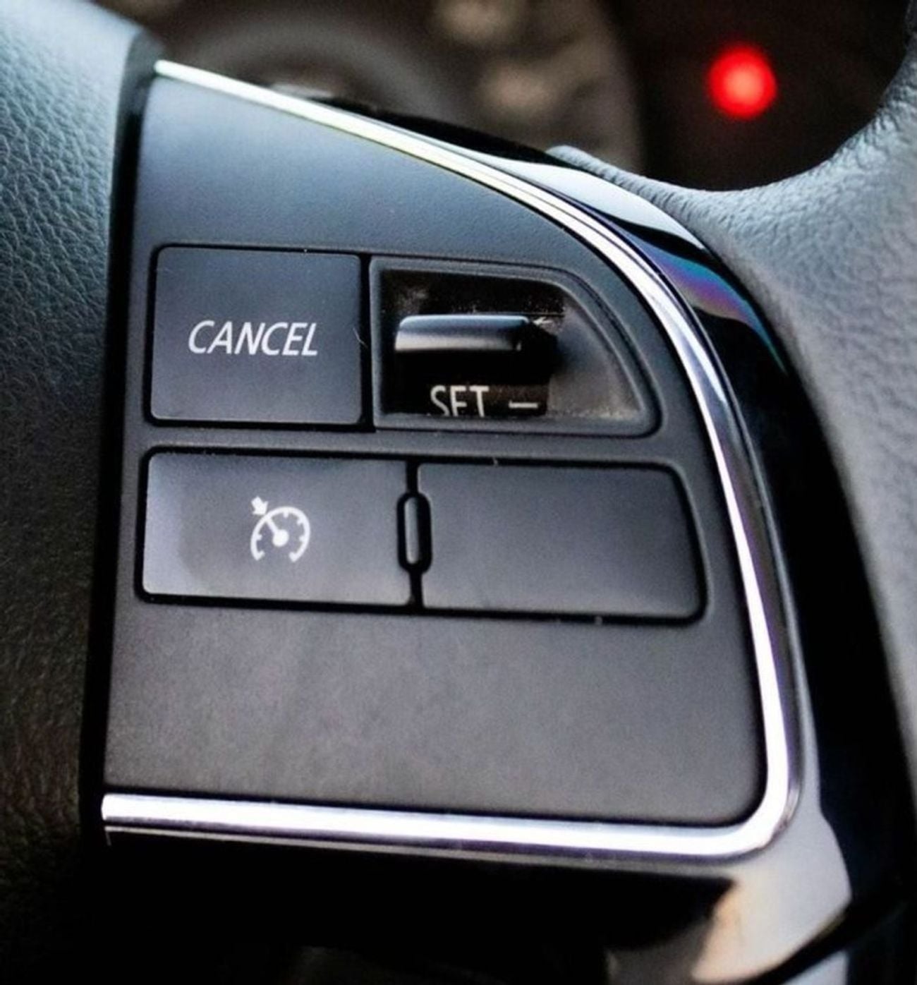 ميتسوبيشي اتراج ميتسوبيشي أتراج | 1.2 لتر | 2022 | خليجي | خالية من الحوادث | بحالة ممتازة | 353 شهرياً