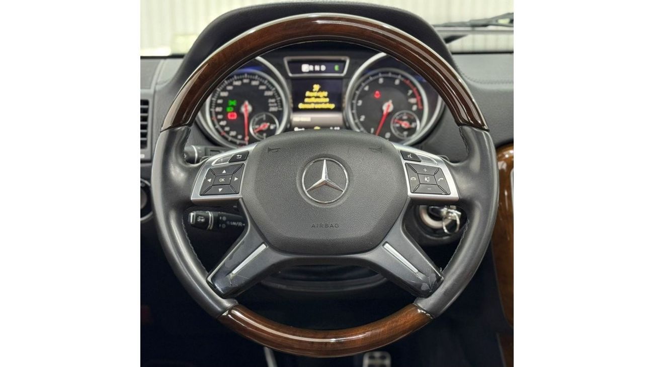 مرسيدس بنز G 500 Std 2017 Mercedes G500 AMG, Warranty, Service History, Full Options, Excellent Condiiton, GCC