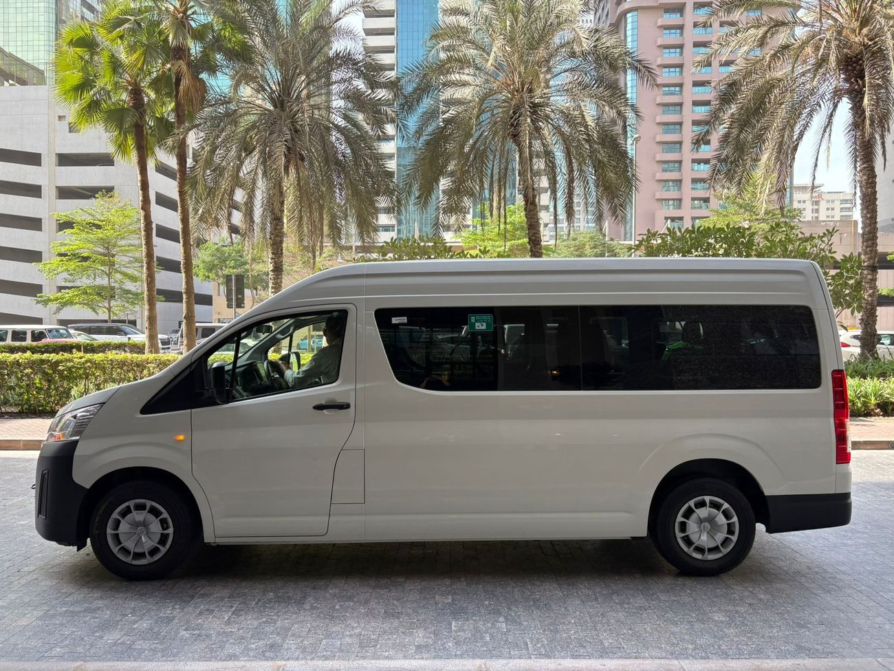 تويوتا هاياس High Roof Van 3.5L