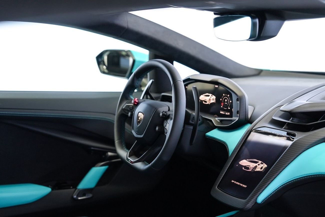 Lamborghini Revuelto 6.5L V12 Hybrid