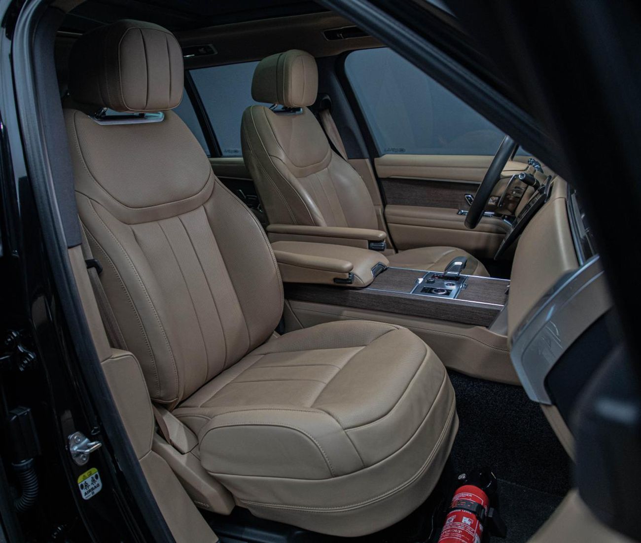 Land Rover Range Rover HSE P530 4.4L 4.4L V8 • Al Tayer Warranty + Service Contract • GCC