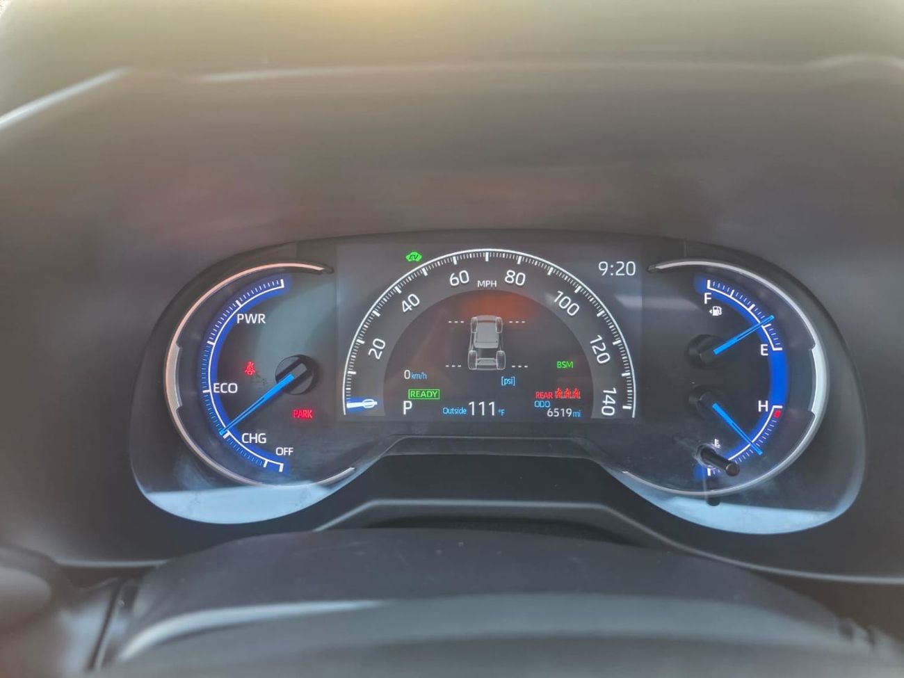 Toyota RAV4 XLE HEV 2025 Model hybrid engine Sunroof , Push button , leather seats and low mileage 6519 onlye