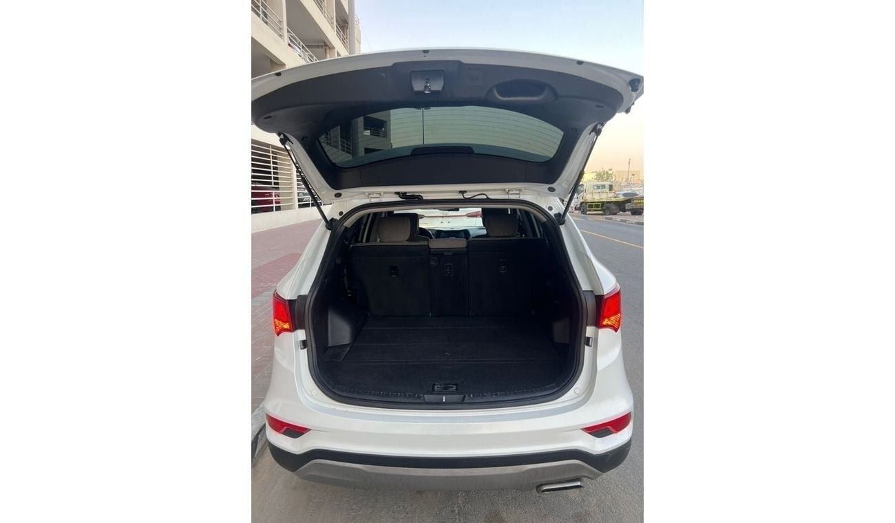 Hyundai Santa Fe GL 2.4L DECEMBER BiG SALE OFFER