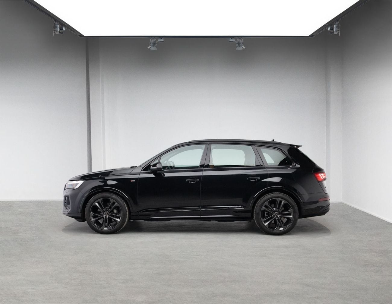 أودي Q7 45 TFSI S-LINE 45 TFSI quattro S Line 2.0L