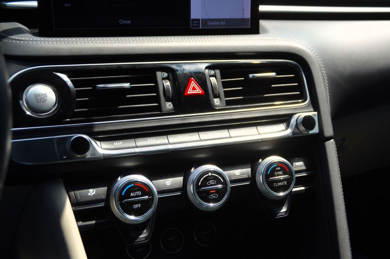 Genesis G70 GINISES/2022//ORIGINAL AIR BAGS/LOOW MILEG//TURBO//NO ACCIDINT