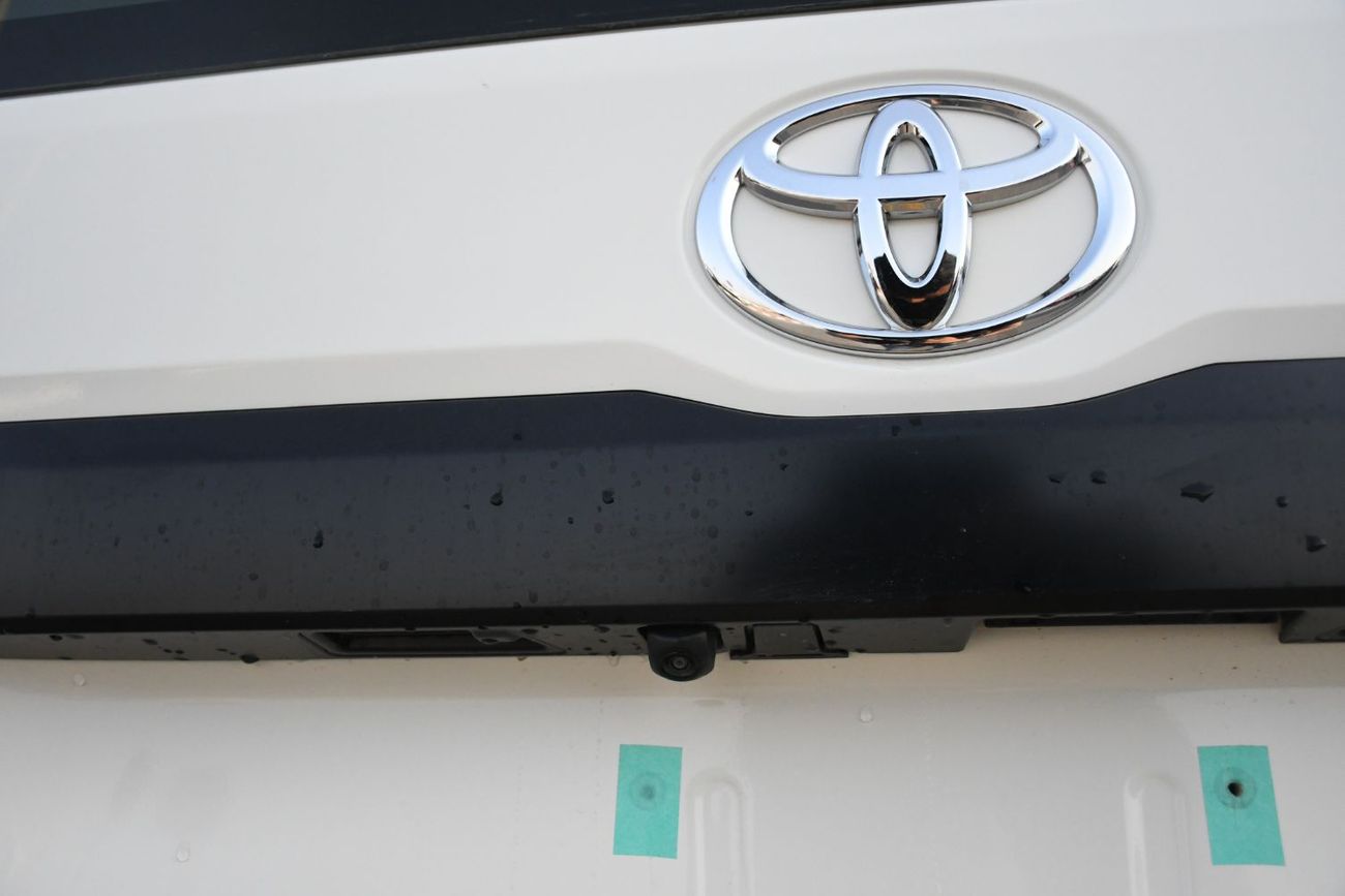 Toyota Hiace 3.5L Automatic With Rear Heater & Auto Slide Door  (Ready Stock)