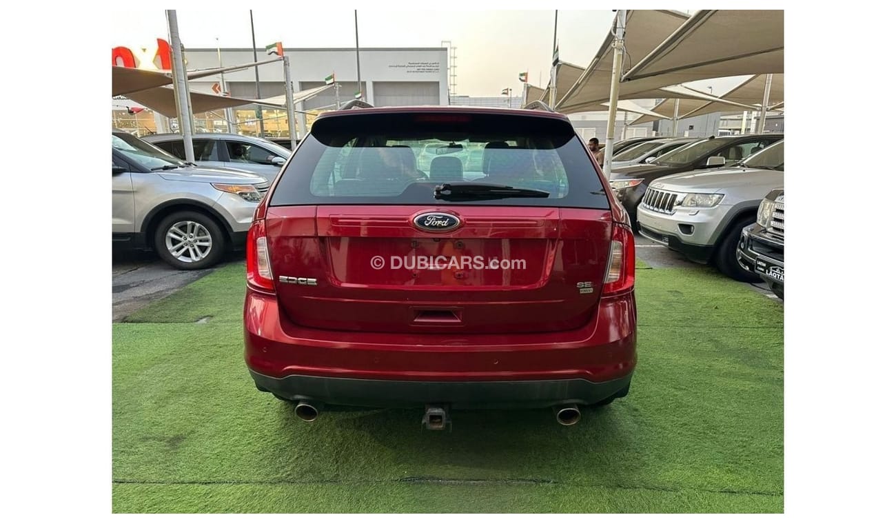 فورد إدج موديل 2013 خليجى مثبت سرعة  جلد تحكم رنجات حساسات شاشة كاميرا خلفية جناح خلفى بحالة ممتازة