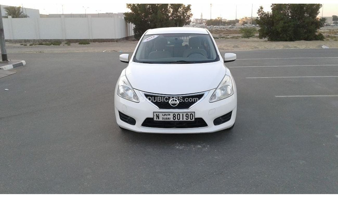 Nissan Tiida 2014