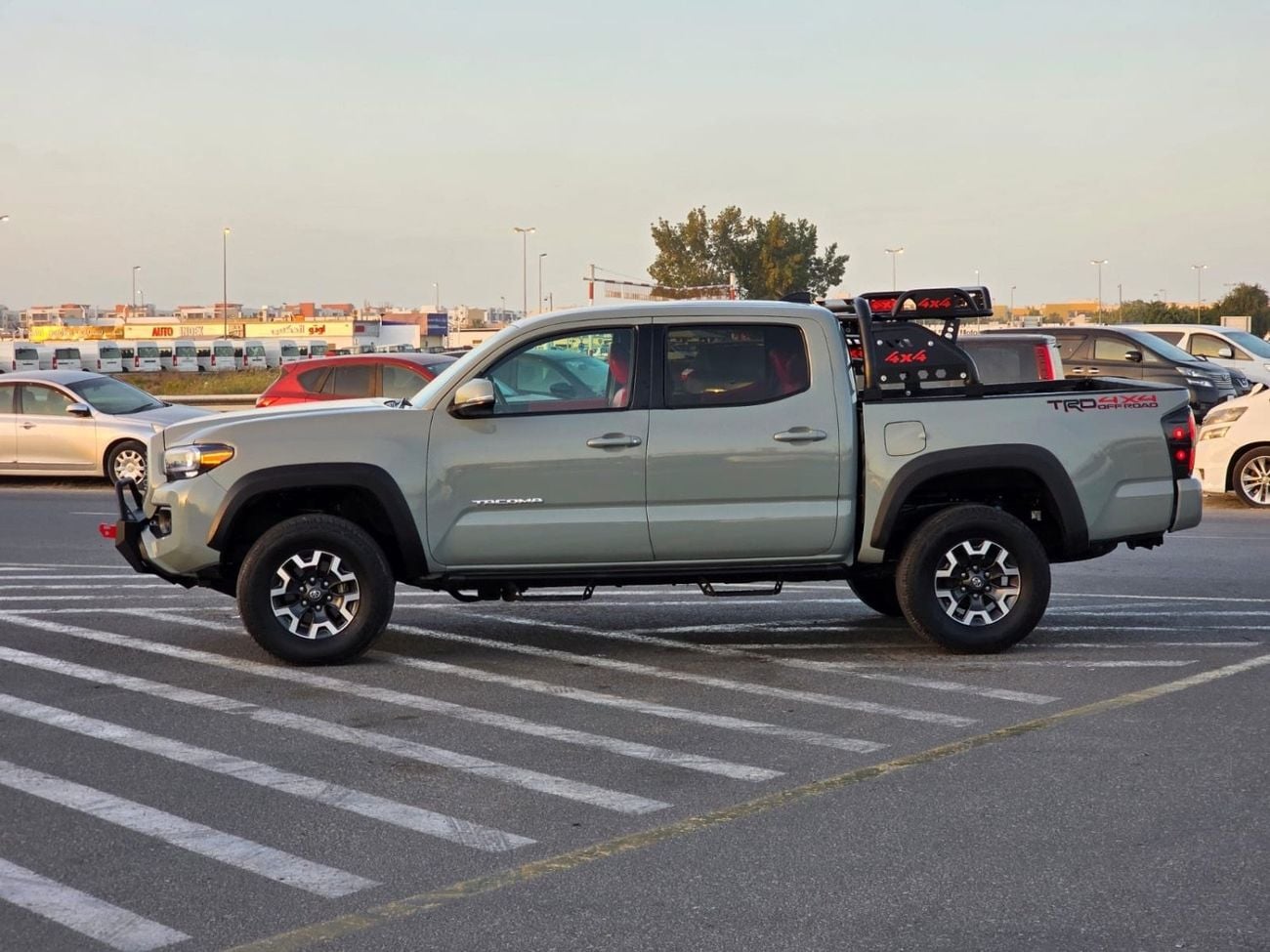 تويوتا تاكوما TRD OFF ROAD (NON GCC)