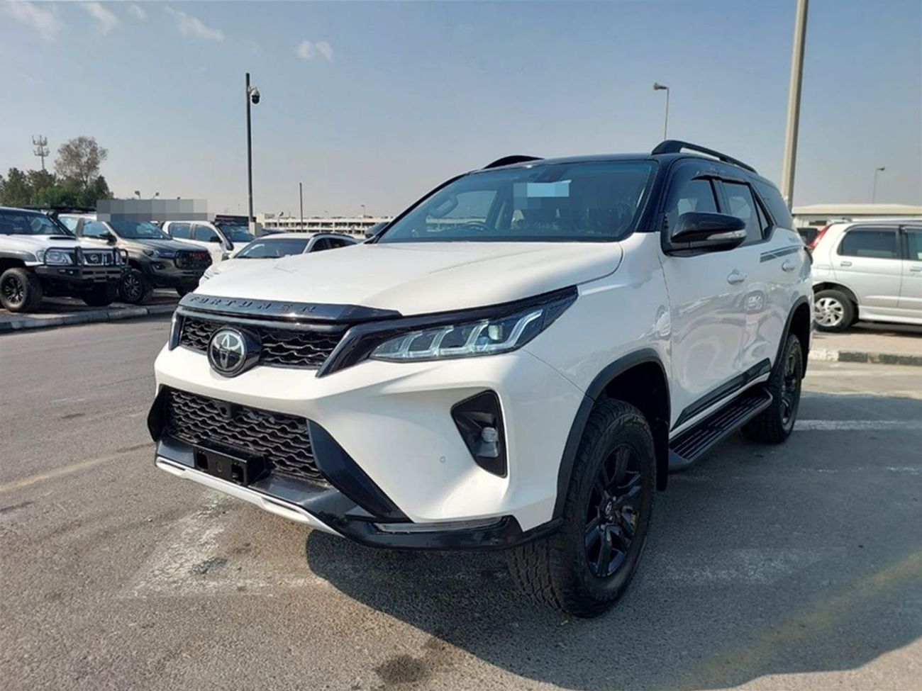 Toyota Fortuner TOYOTA FORTUNER SUV RHD 2023 MODEL 2.8 L DIESEL AUTOMATIC(PM41650)