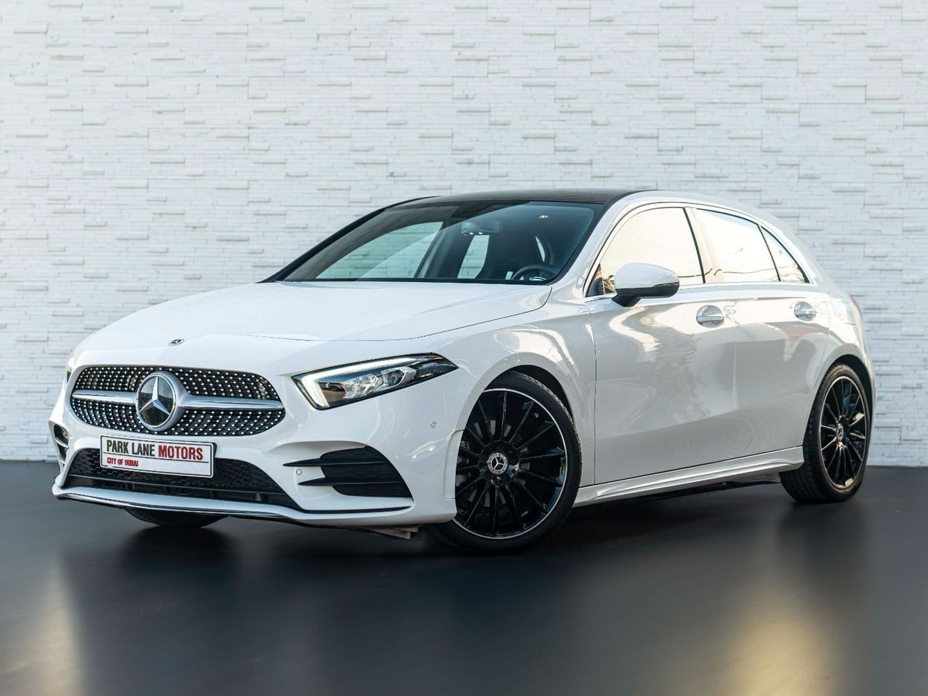 Mercedes-Benz A 200 AMG AED 2,359 PM • A200 AMG • ONLY 9,000 KMS • OFFICIAL MERCEDES-BENZ EMC WARRANTY UNTIL 2027