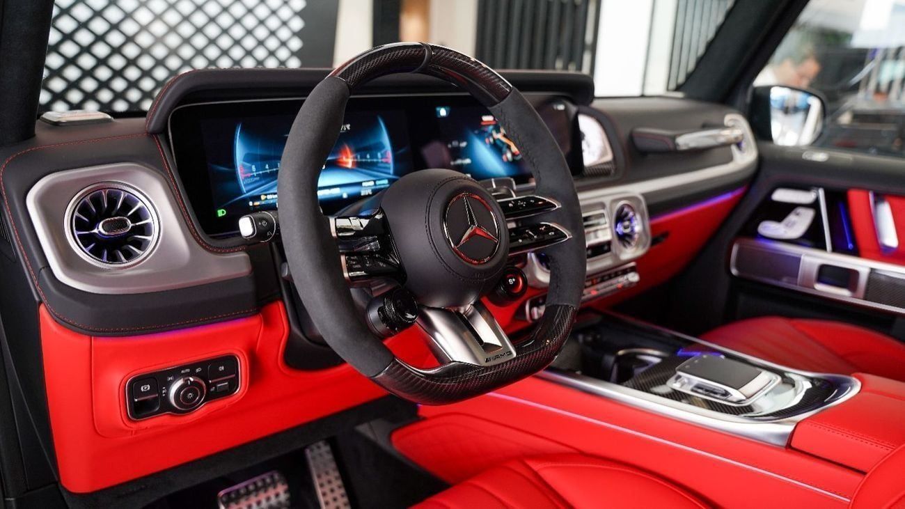 Mercedes-Benz G 63 AMG 4MATIC SUV GCC 2025 Fully Original Carbon Perfomance Package 5 Year Gargash Auto Warranty