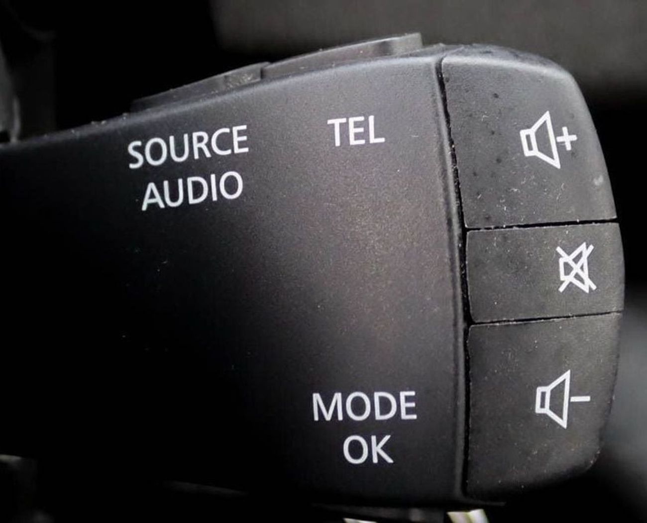 رينو كوليوس SE 2.5L Renault Koleos 2.5L 2022 GCC accident-free in excellent condition 1025 P.M