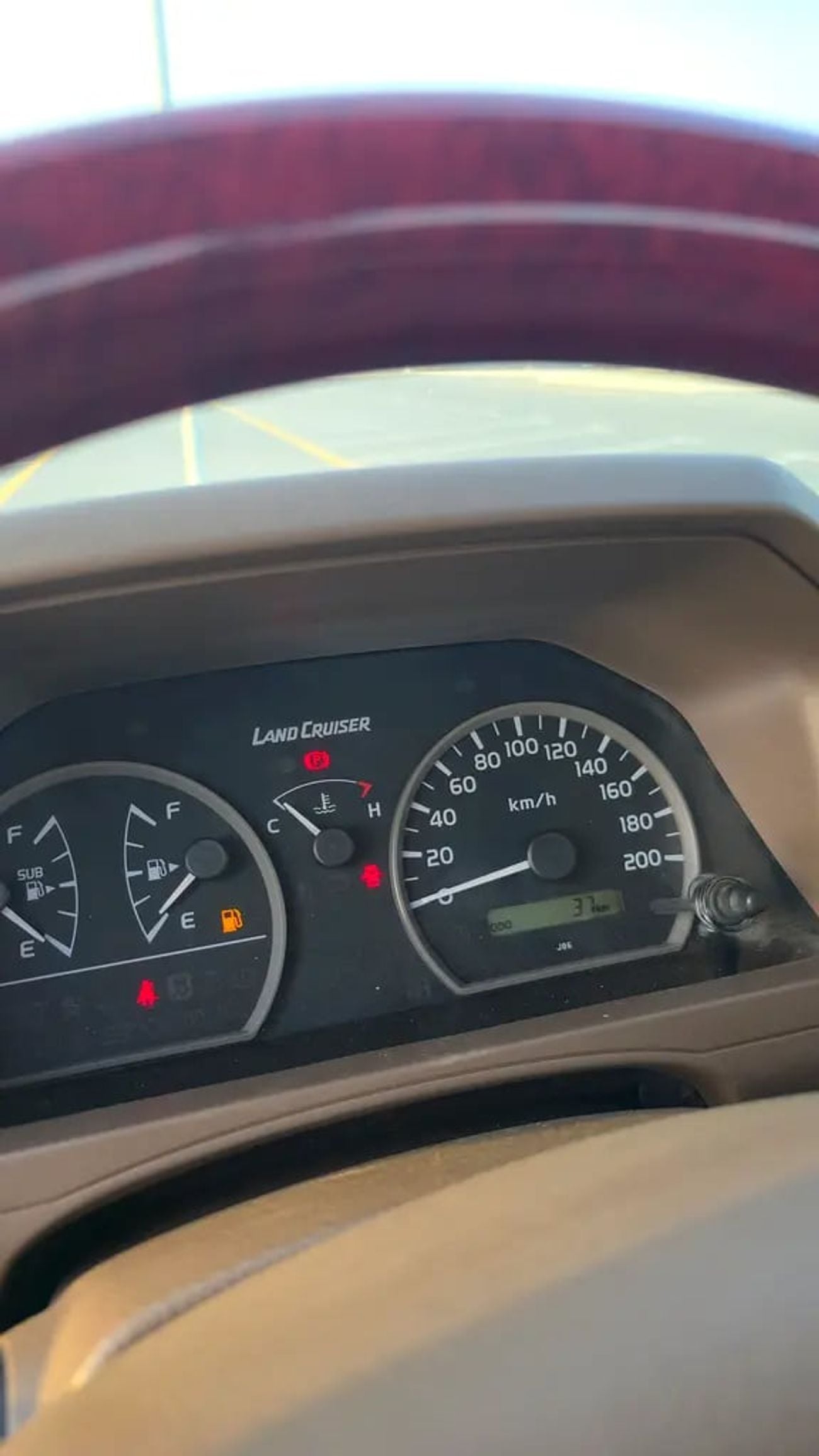 Toyota Land Cruiser 70 LC79 LX V8 4.5L DEISEL GCC Specs