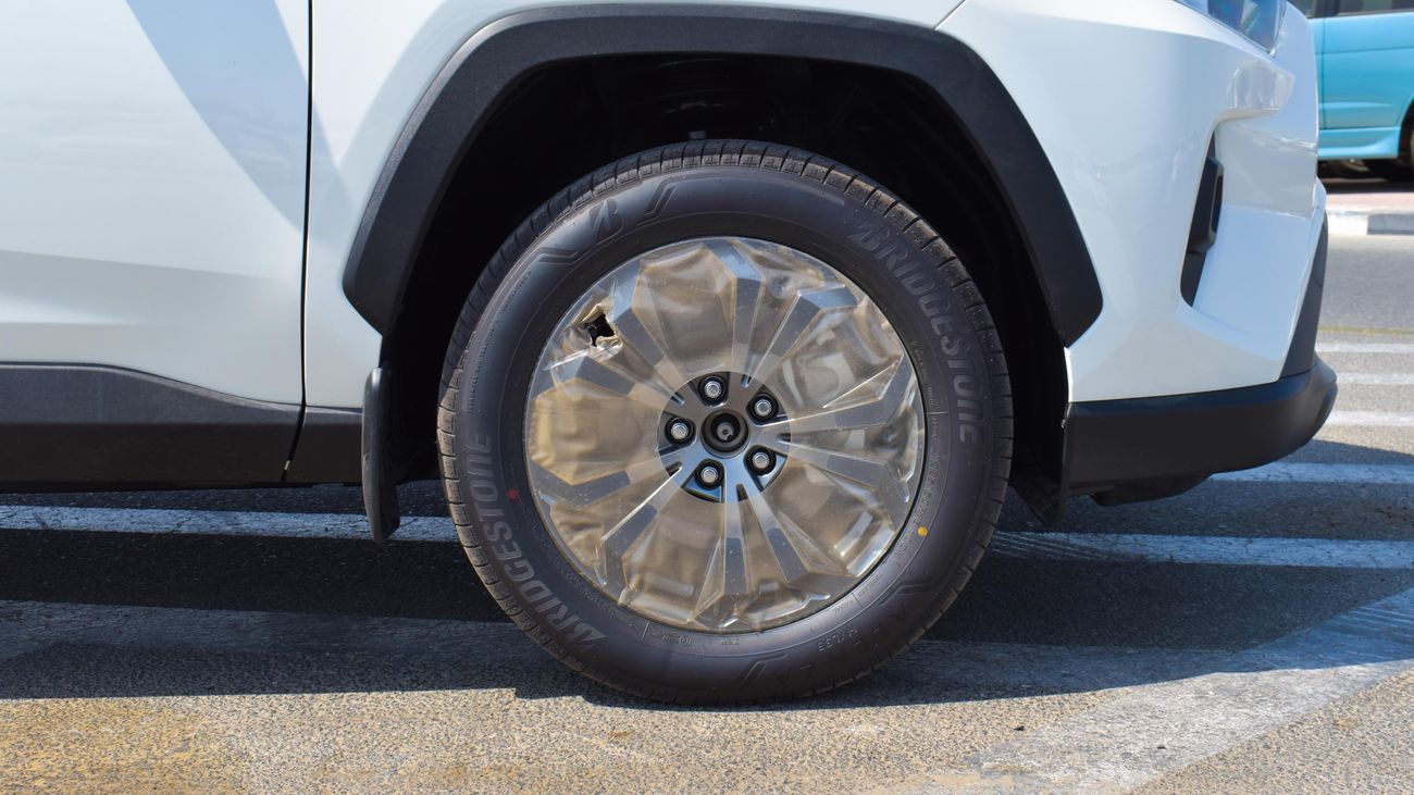 Toyota RAV4 XLE 2.0L V4 4WD | 2022 | Petrol | For Export Only