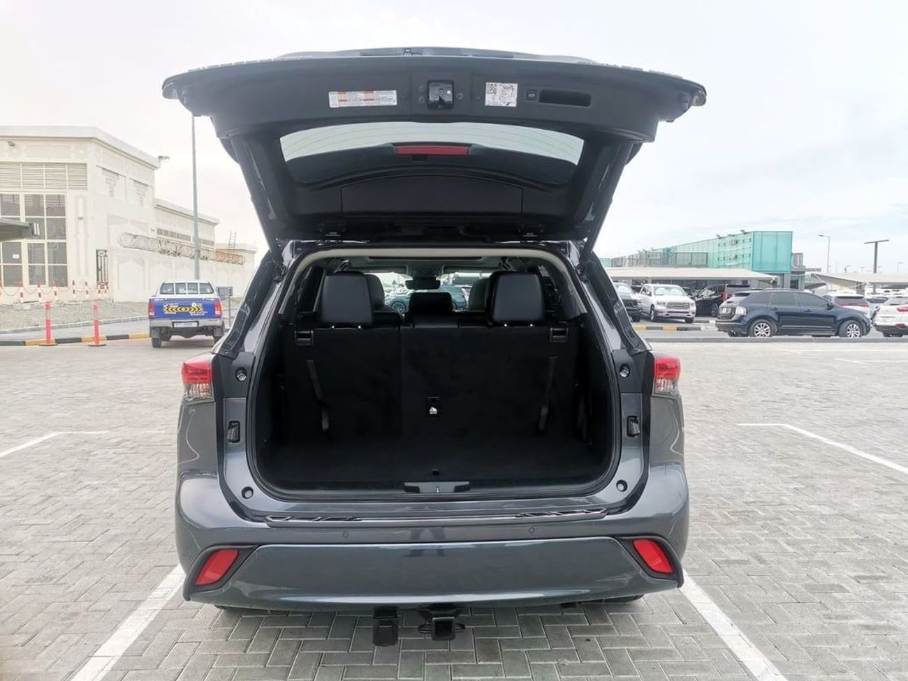 Toyota Highlander Toyota Highlander Limited - 2022- Grey